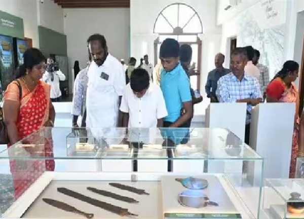 பொருநை அருங்காட்சியகத்தை பார்வையிட பொதுமக்கள் ஆர்வம்