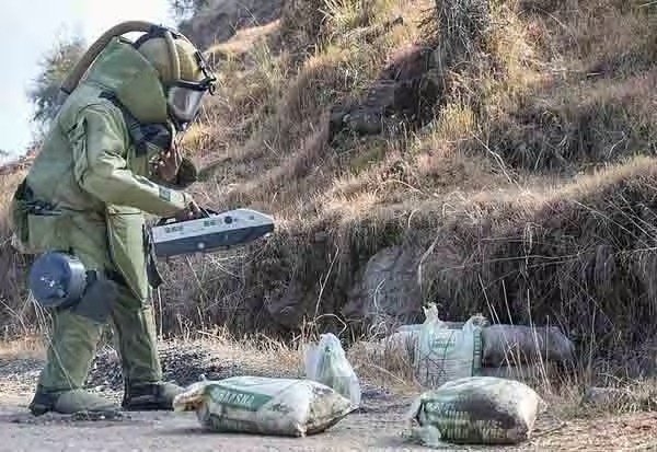 உள்நாட்டில் தயாரிக்கும் வெடிகுண்டு செயலிழப்பு அமைப்புகளுக்கு தர நிர்ணயம் - மத்திய அரசு உருவாக்கம்