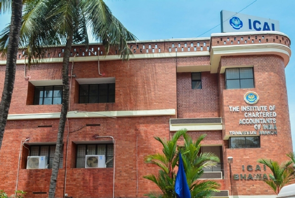 ஜன.15 நடைபெற இருந்த சிஏ  தேர்வு ஜனவரி 19ம் தேதிக்கு மாற்றம் - இந்திய பட்டயக் கணக்காளர்கள் கழகம் அறிவிப்பு