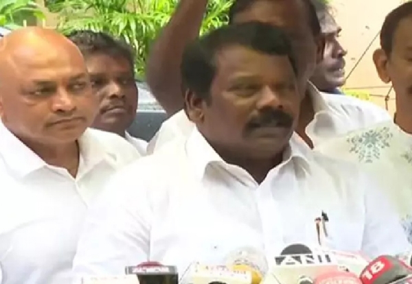 காங்கிரஸ் கட்சியின் தொகுதி பங்கீடு குழு முதல்வர் ஸ்டாலினுடன் சந்திப்பு காங்கிரஸ் கட்சியின் தொகுதி பங்கீடு குழு முதல்வர் ஸ்டாலினுடன் சந்திப்பு