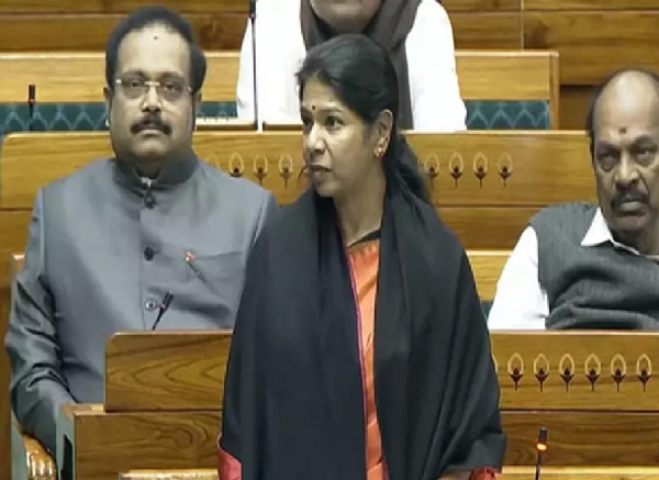 மாலியில் கடத்தப்பட்ட தொழிலாளர்களை மீட்க வேண்டும் - திமுக எம்.பி கனிமொழி வலியுறுத்தல் மாலியில் கடத்தப்பட்ட தொழிலாளர்களை மீட்க வேண்டும் - திமுக எம்.பி கனிமொழி வலியுறுத்தல்