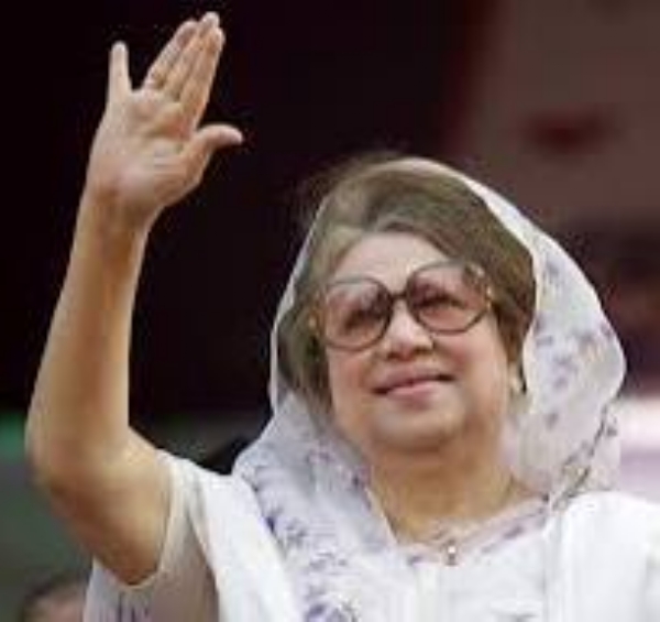 வங்கதேசத்தின் முன்னாள் பிரதமரும், வங்கதேச தேசியவாதக் கட்சியின்  தலைவருமான கலீதா ஜியா் பிறகு 80 வயதில் காலமானார்