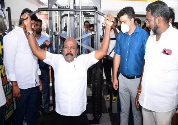 சென்னையில் ரூ.78.39 லட்சம் மதிப்பீட்டில் பல்நோக்கு மையக் கட்டிடத்தை  அமைச்சர் மா.சுப்பிரமணியன் திறந்து வைத்தார்