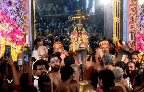 வைகுண்ட ஏகாதசி விழா - ஸ்ரீரங்கம் ரங்கநாதர் கோயிலில் இன்று சொர்க்கவாசல் திறப்பு