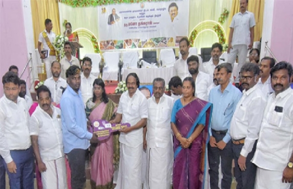 ரூ.14.11 கோடி மதிப்பில் நலத்திட்ட உதவிகளை அமைச்சர் த.மனோ தங்கராஜ் வழங்கினார் ரூ.14.11 கோடி மதிப்பில் நலத்திட்ட உதவிகளை அமைச்சர் த.மனோ தங்கராஜ் வழங்கினார்