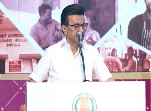 சமூகம் முன்னேற கல்வி தான் அடிப்படை - முதல்வர் ஸ்டாலின் சமூகம் முன்னேற கல்வி தான் அடிப்படை - முதல்வர் ஸ்டாலின்