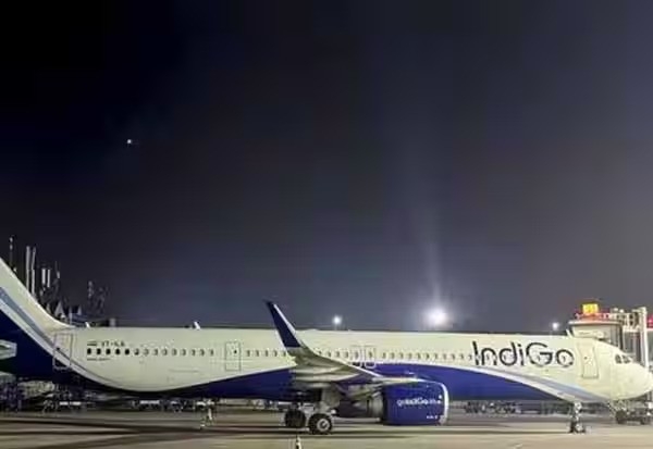 இண்டிகோ விமானங்கள் 6வது நாளாக ரத்து - விளக்கம் கேட்டு மத்திய அரசு நோட்டீஸ்