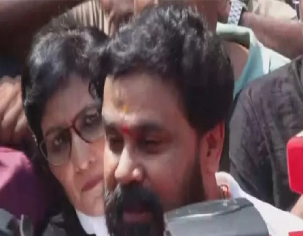 நடிகை பாலியல் வன்கொடுமை வழக்கில் நடிகர் திலீப் விடுதலை