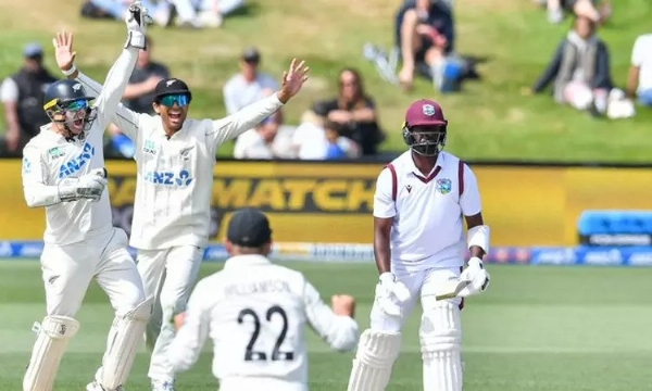 வெஸ்ட் இண்டீசுக்கு எதிரான டெஸ்ட் தொடர் - காயம் காரணமாக நியூசிலாந்து முன்னணி வீரர்கள் விலகல் வெஸ்ட் இண்டீசுக்கு எதிரான டெஸ்ட் தொடர் - காயம் காரணமாக நியூசிலாந்து முன்னணி வீரர்கள் விலகல்