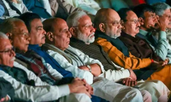 SIR மீது விவாதம் - இன்று காலை அவை தொடங்கும் முன் பாஜக மற்றும் கூட்டணி கட்சி எம்.பி.க்கள் பங்கேற்கும் நாடாளுமன்றக் குழுக் கூட்டம் SIR மீது விவாதம் - இன்று காலை அவை தொடங்கும் முன் பாஜக மற்றும் கூட்டணி கட்சி எம்.பி.க்கள் பங்கேற்கும் நாடாளுமன்றக் குழுக் கூட்டம்