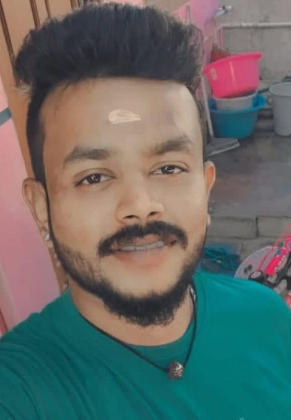 ஜெயக்குமார் ஜெயக்குமார்