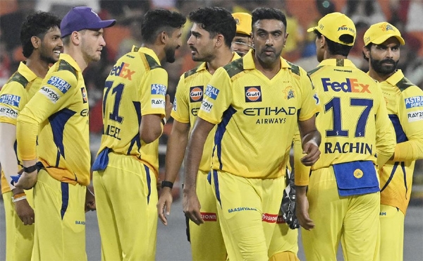 தொடர் தோல்வியால் தொடரும் சி.எஸ்.கே-வின் பரிதாப நிலை தொடர் தோல்வியால் தொடரும் சி.எஸ்.கே-வின் பரிதாப நிலை