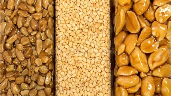Benefits of eating peanuts and sesame seeds together