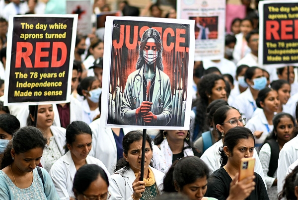 மருத்துவரின் தொலைபேசி எண் பயன்படுத்தப்படுவதாக குடும்பத்தார் புகார்