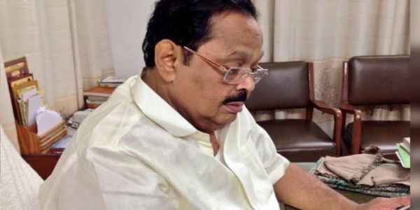 நீர்வளத்துறையின் தலைமைப் பொறியாளர்களுடன் அமைச்சர் துரைமுருகன் காணொளி காட்சி வாயிலாக ஆய்வு