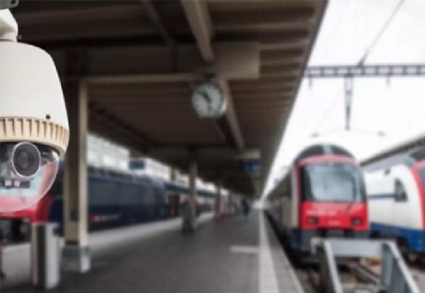 சென்னை ரயில் நிலையங்களில் ‘சிசிடிவி’ பொருத்தும் பணி தீவிரம் சென்னை ரயில் நிலையங்களில் ‘சிசிடிவி’ பொருத்தும் பணி தீவிரம்