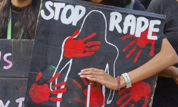 கர்நாடக மாநில பாகல்கோட்டை மாவட்டத்தில்  மனநலம் பாதிக்கப்பட்ட பெண்ணை கற்பழித்த மர்ம நபர்கள் - வழக்குப்பதிவு செய்து போலீசார் வலைவீச்சு