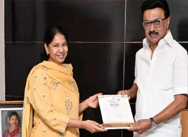 ‘சென்னை சங்கமம் – 2026’ கலைவிழா அழைப்பிதழை முதல்வர் ஸ்டாலினிடம் கனிமொழி எம்.பி வழங்கினார்