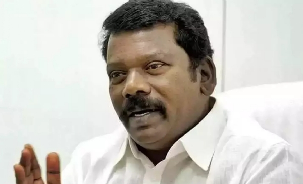 சொல்லப் பொருந்தகை