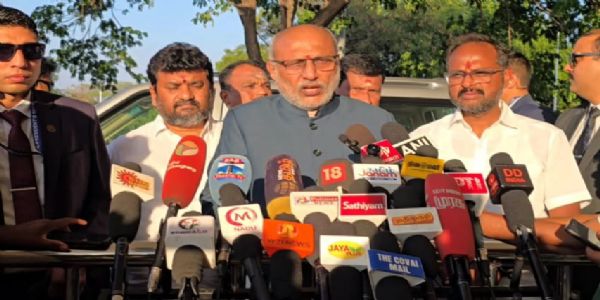 குடியரசுத் துணைத் தலைவர் சி.பி.ராதாகிருஷ்ணன் தமிழகம் வருகை