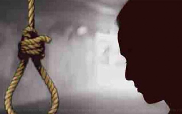 சென்னையில் கல்லூரி மாணவி தற்கொலை - போலீசார் தீவிர விசாரணை