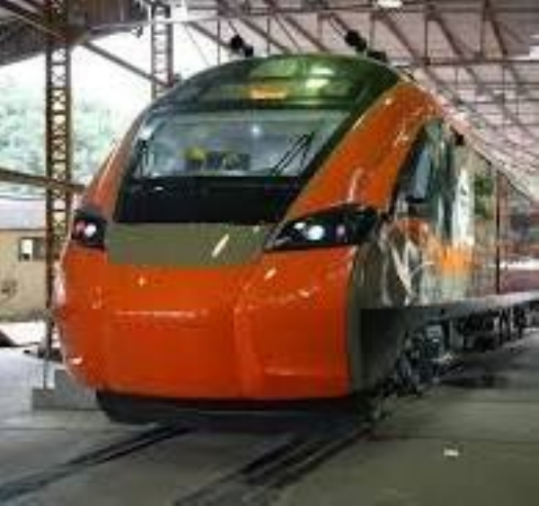 அசாம் மாநிலத்தைச் சேர்ந்த நிறுவனத்திற்கு வந்தே பாரத் படுக்கை வசதி கொண்ட ரெயிலில் உணவு மற்றும் சிற்றுண்டி வழங்கும் ஒப்பந்தம்