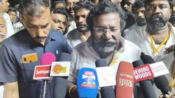 கருணாஸ்