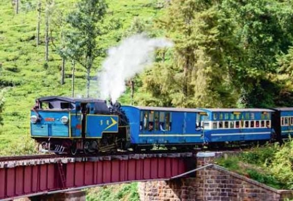 மலை ரயில் மலை ரயில்