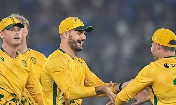 10-வது டி20 உலகக் கோப்பை தொடருக்கான தென் ஆப்பிரிக்கா அணி அறிவிப்பு 10-வது டி20 உலகக் கோப்பை தொடருக்கான தென் ஆப்பிரிக்கா அணி அறிவிப்பு