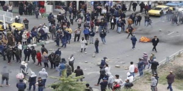 ஈரானில் பத்தாவது நாள் அமைதியின்மை - பணவீக்கத்தை எதிர்த்து வீதிகளில் இறங்கிய மக்கள்