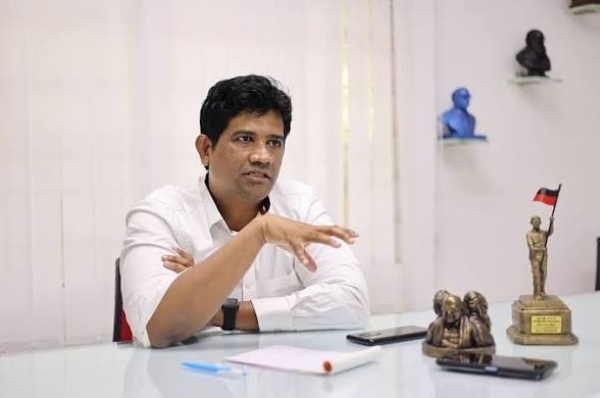 எழிலன் எழிலன்