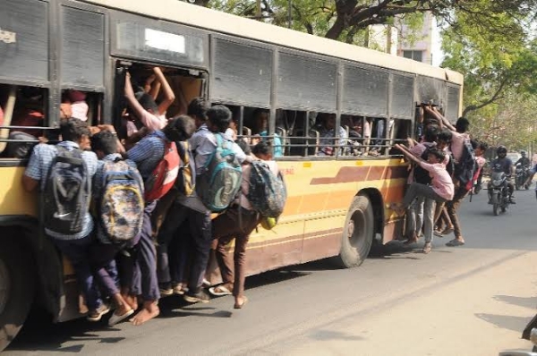 Bus students Bus students