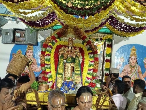 The Eripatha Nayanar Pookudalai festival was celebrated grandly at the Karur Kalyana Pasupatheeswarar Temple The Eripatha Nayanar Pookudalai festival was celebrated grandly at the Karur Kalyana Pasupatheeswarar Temple