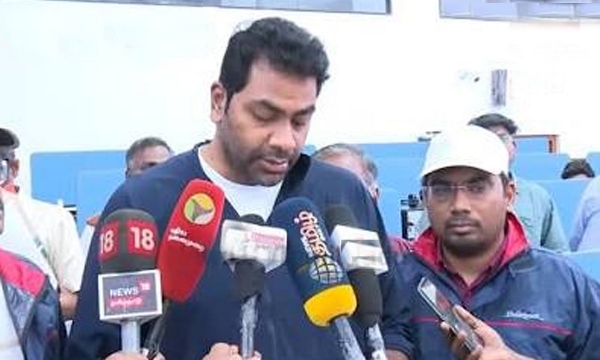 ஆதவ் ஆதவ்