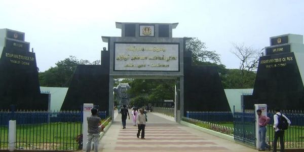 பறவைக் காய்ச்சல் எதிரொலி- வண்டலூர் உயிரியல் பூங்கா 2 நாட்களுக்கு மூடல்!
