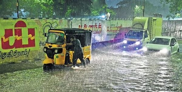 Chennai rains: 15,000 corporation workers deployed on the field for rainwater stagnant clearance