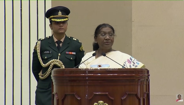 புதுடெல்லியில் அதிகாரம் பெற்ற பாரதத்திற்கான கர்மயோகா என்ற நாடு தழுவிய பிரச்சாரத்தில் ஜனாதிபதி திரௌபதி முர்மு உரை