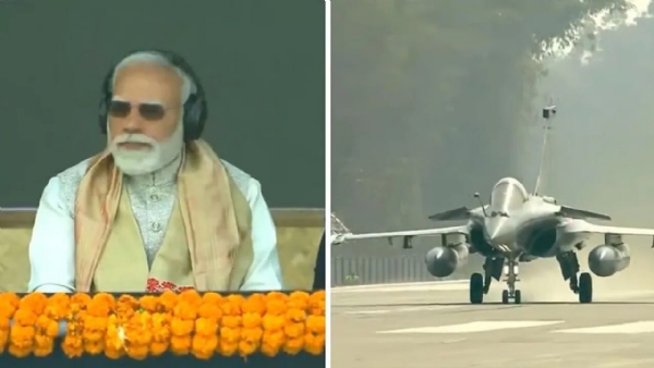 இன்று அசாமில்  சிறப்பு இந்திய விமானப்படை வான்வழி கண்காட்சியை பிரதமர் பார்வையிட்டார்