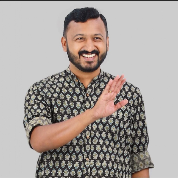 பாலியல் வன்கொடுமை வழக்கில் காங்கிரஸ் கட்சியில் இருந்து நீக்கப்பட்ட எம்எல்ஏ ராகுல் மம்கூத்தீல் சிறப்பு புலனாய்வுப் பிரிவு முன் ஆஜர்