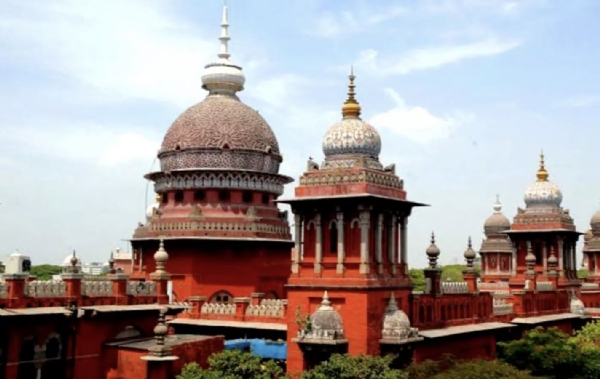 சென்னை உயர்நீதிமன்றம் சென்னை உயர்நீதிமன்றம்