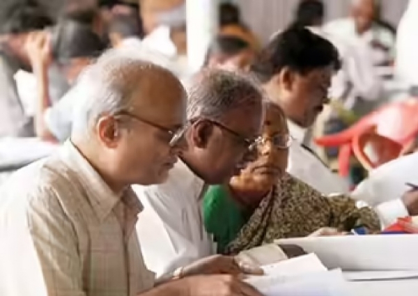 மதுரையில் நாளை ஓய்வூதியர்கள் குறை தீர்ப்பு கூட்டம் மதுரையில் நாளை ஓய்வூதியர்கள் குறை தீர்ப்பு கூட்டம்