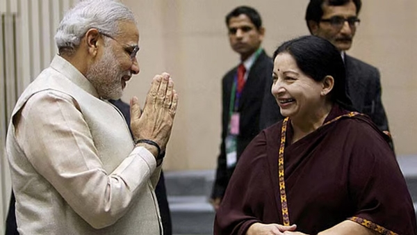 ஜனங்களிடையே புகழ்பெற்ற தலைவராக விளங்கிய ஜெயலலிதா - மனதின் குரல் நிகழ்ச்சியில் பிரதமர் மோடியின் பாராட்டு! ஜனங்களிடையே புகழ்பெற்ற தலைவராக விளங்கிய ஜெயலலிதா - மனதின் குரல் நிகழ்ச்சியில் பிரதமர் மோடியின் பாராட்டு!