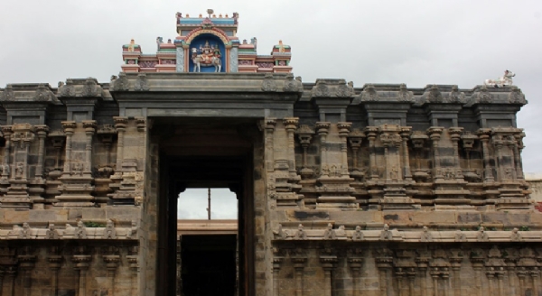 ஸ்ரீவைகுண்டம் கைலாசநாதர் கோவிலில் நாளை சனிப் பெயர்ச்சி விழா ஸ்ரீவைகுண்டம் கைலாசநாதர் கோவிலில் நாளை சனிப் பெயர்ச்சி விழா