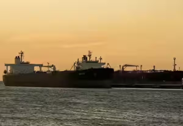 வெனிசுலாவுடன் எண்ணெய் வர்த்தக நடவடிக்கைகள் ஆரம்பம் - இந்தியாவை நோக்கி வருகை தரும் பெரிய அளவிலான சரக்கு கப்பல்கள்