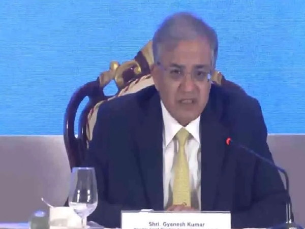 தமிழ்நாட்டில் சுமார் 265 மாதிரி வாக்குச் சாவடிகள் அமைக்கப்படும் -  தலைமை தேர்தல் ஆணையர் அறிவிப்பு