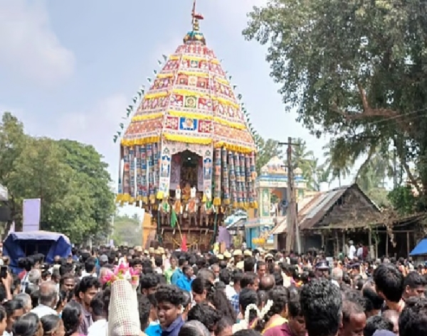 Masi Mahabharata chariot procession at Vedaranyeswarar Temple today