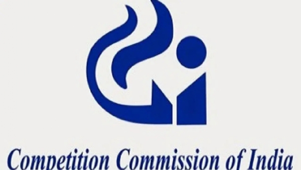 இண்டிகோ விமானச் சேவையில் ஏற்பட்ட சிக்கல்கள் சம்பந்தமாக விரிவான அளவில் ஆய்வு செய்ய சிசிஐ உத்தரவு