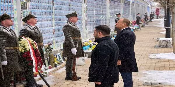 ரஷ்யாவுடனான போரில்‌ இதுவரை 55,000 உக்ரைன் வீரர்கள் கொல்லப்பட்டுள்ளதாக அந்நாட்டு் அதிபர் வோலோடிமிர் ஜெலன்ஸ்கி அறிவிப்பு