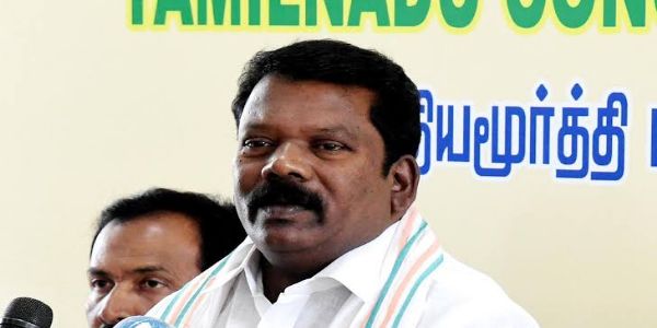 மதுரை விமான நிலையத்தை சர்வதேச விமான நிலையமாக உயர்த்தும் திட்டம் உண்மையாகவே செயல்படுத்தப்பட வேண்டும்- செல்வபெருந்தகை