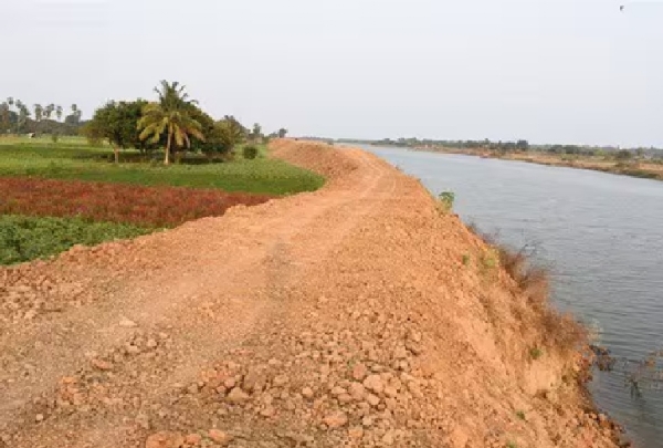 Riverbank strengthening works